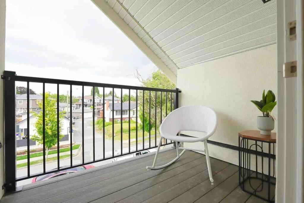 Four Bedrooms New Lovely Duplex House-1628 Vancouver Bagian luar foto