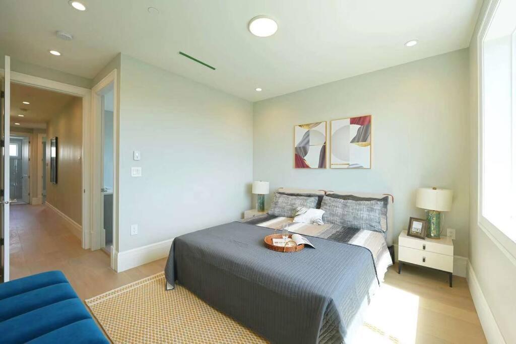 Four Bedrooms New Lovely Duplex House-1628 Vancouver Bagian luar foto