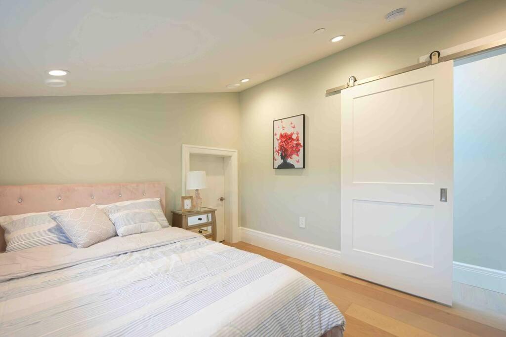 Four Bedrooms New Lovely Duplex House-1628 Vancouver Bagian luar foto